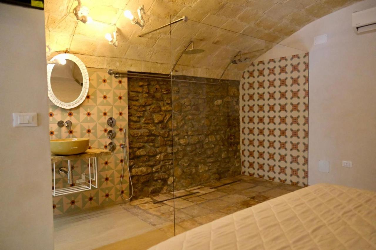 Vico Luxury Room Mesagne Exterior foto